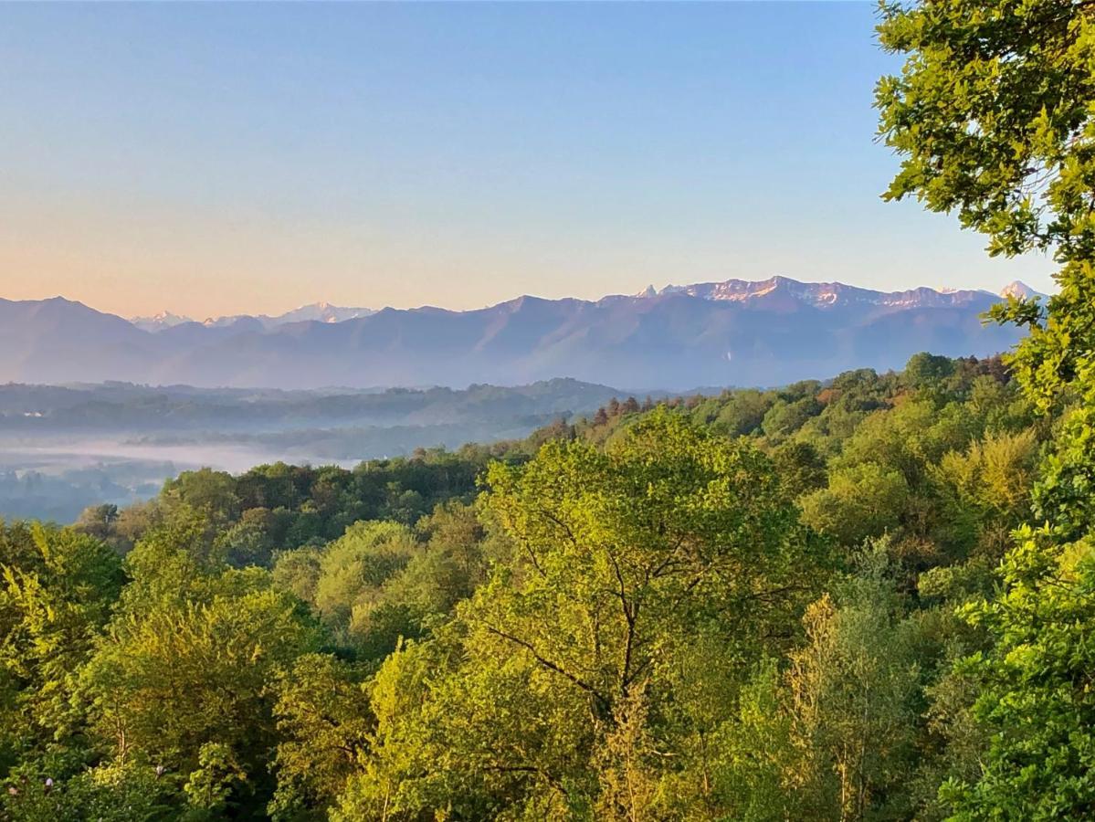 La Cabane Des Coteaux Gan ภายนอก รูปภาพ